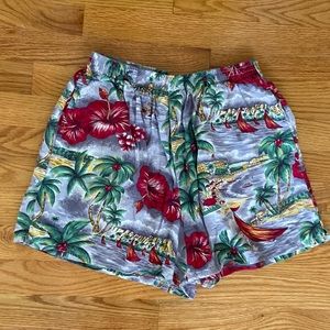 Liz & Co. Vintage Tropical Elastic Waist Shorts
